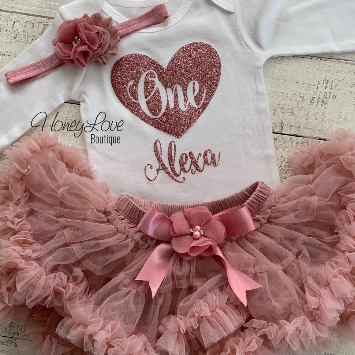 Personalized One with heart - Birthday Outfit - Vintage Pink and Rose Gold Glitter - HoneyLoveBoutique